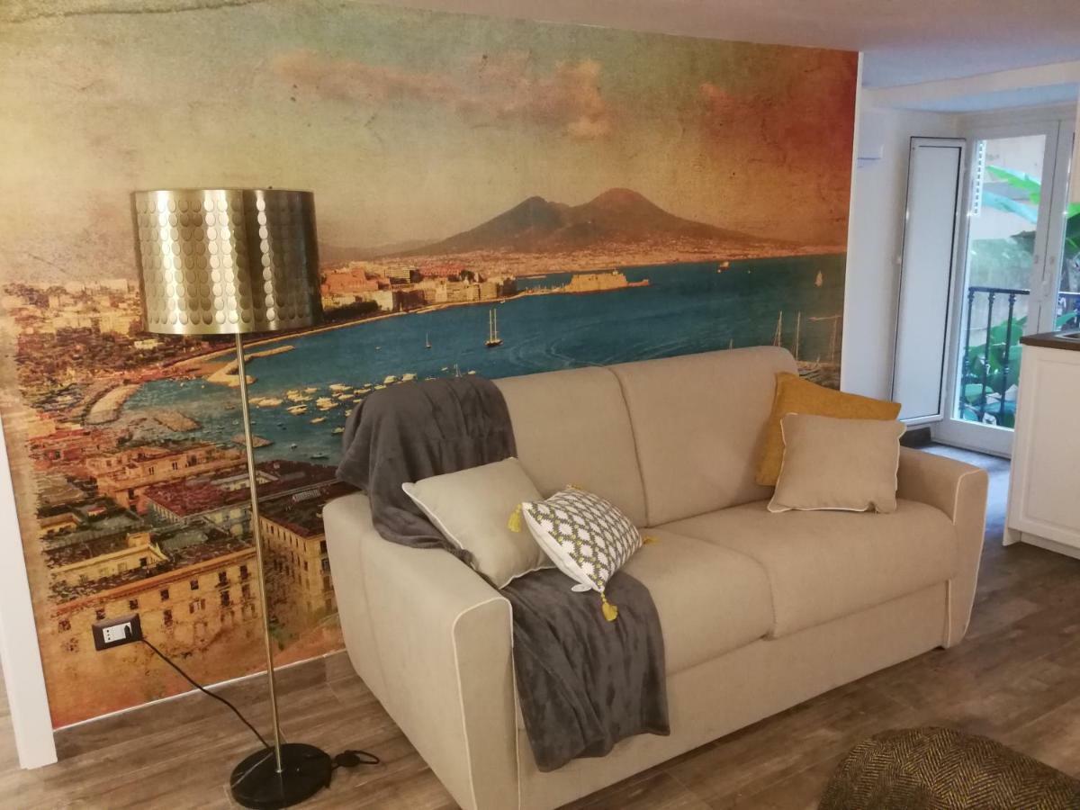 Casa Di Gio - Duomo Apartment Наполи Екстериор снимка