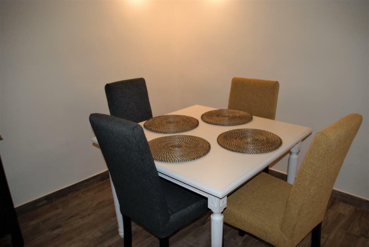 Casa Di Gio - Duomo Apartment Наполи Екстериор снимка