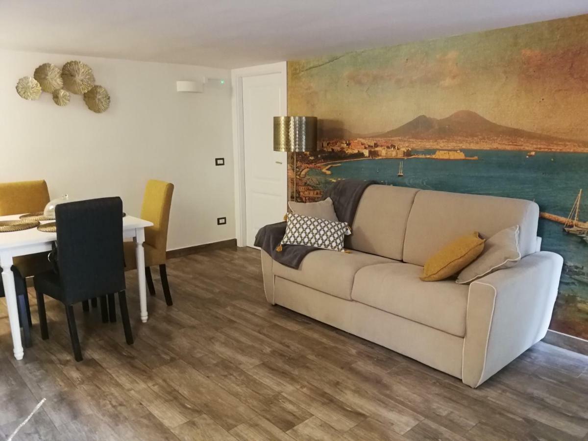 Casa Di Gio - Duomo Apartment Наполи Екстериор снимка