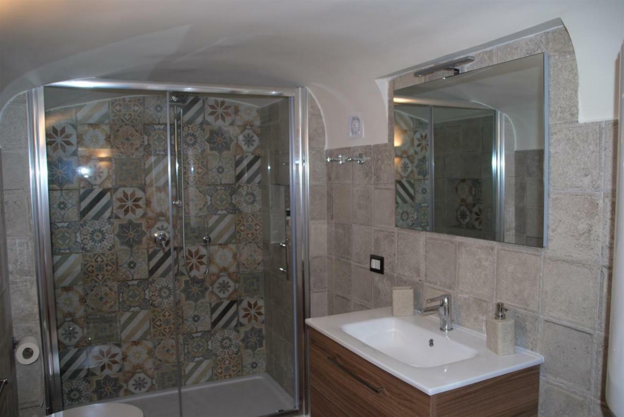 Casa Di Gio - Duomo Apartment Наполи Екстериор снимка