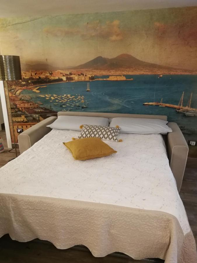 Casa Di Gio - Duomo Apartment Наполи Екстериор снимка